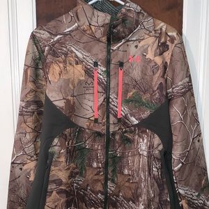 Under armour camo zip up